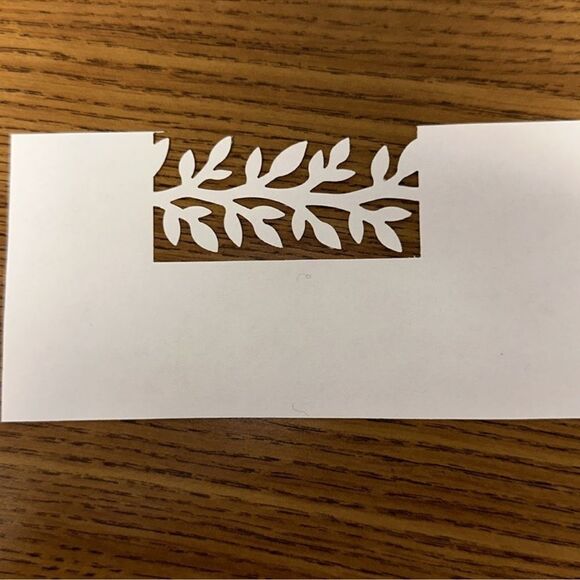 MARTHA STEWART Ivory Corner + Border Paper Punch Around the Page Vine Trim - Picture 2 of 7